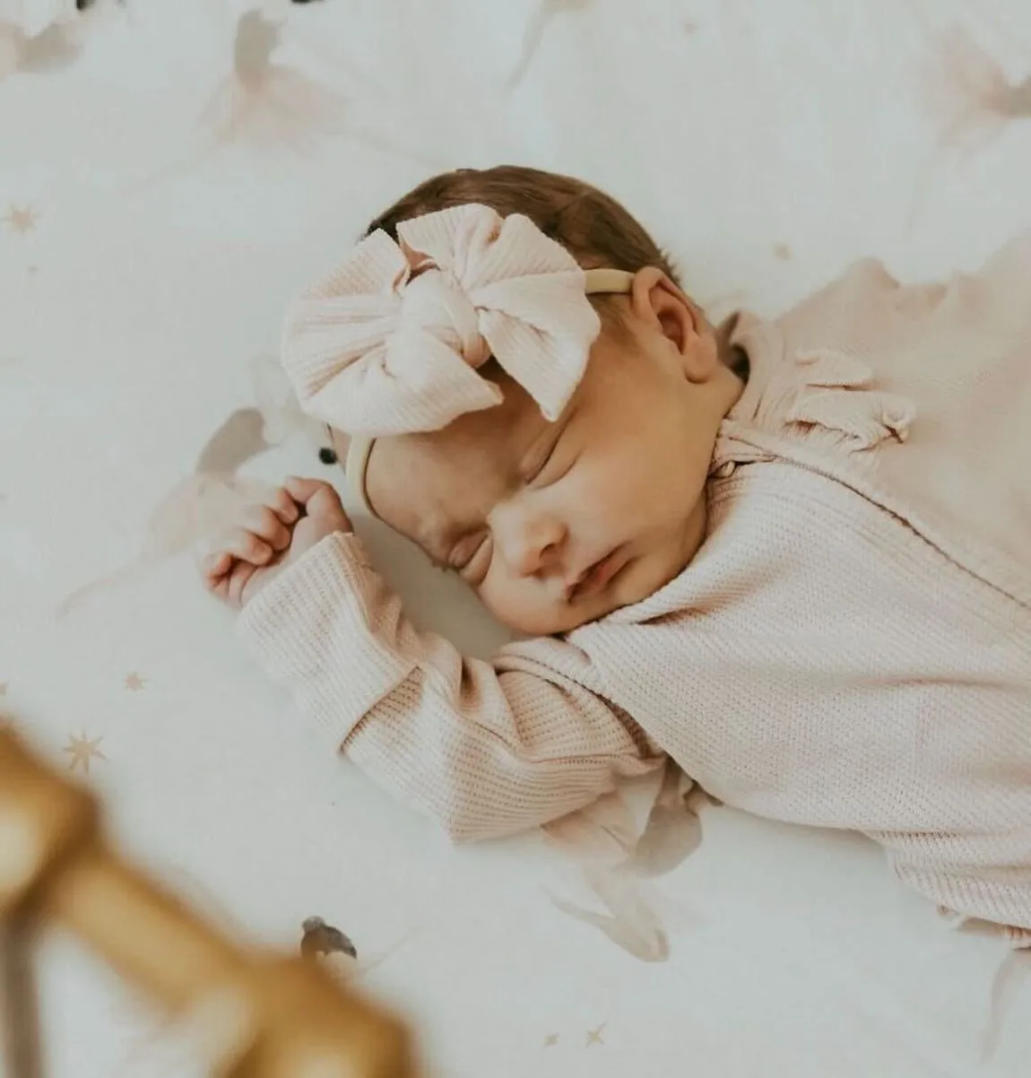 Baby-sleeping-in-crib